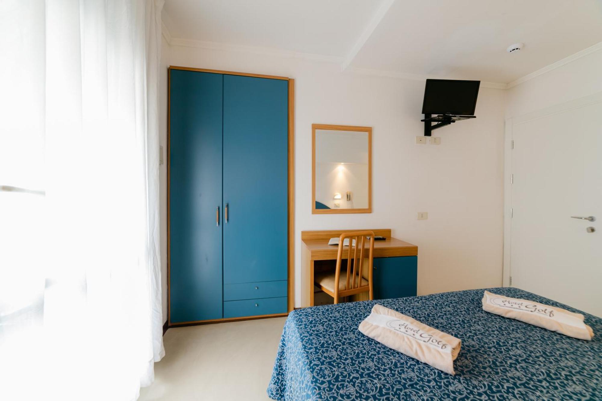 Hotel Golf Каттоліка Екстер'єр фото